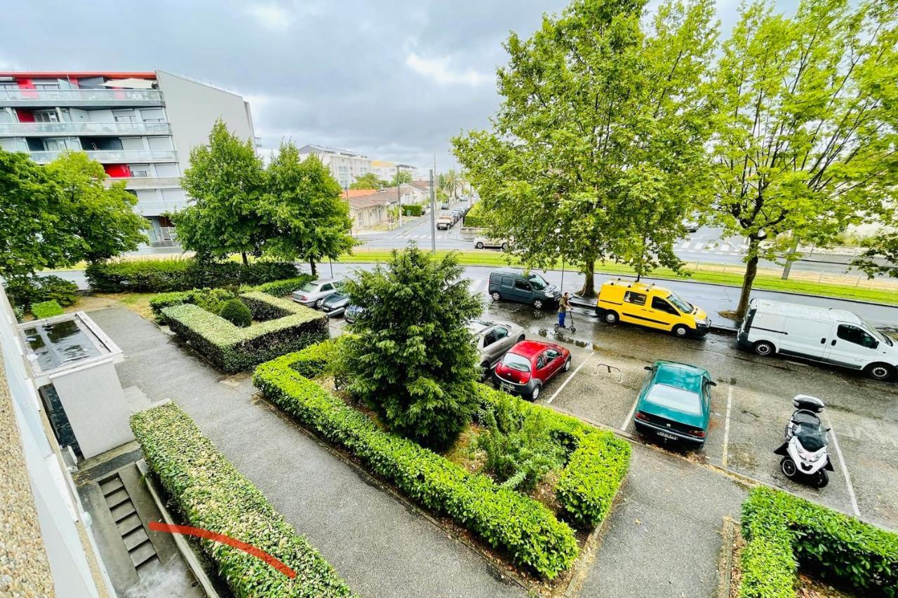 Luminous Apartment With Parking Near The City Center Cenon Eksteriør bilde
