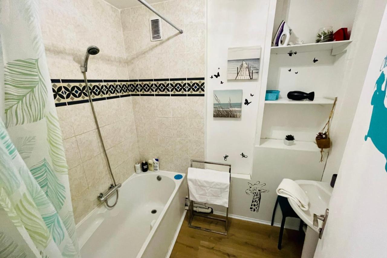 Luminous Apartment With Parking Near The City Center Cenon Eksteriør bilde